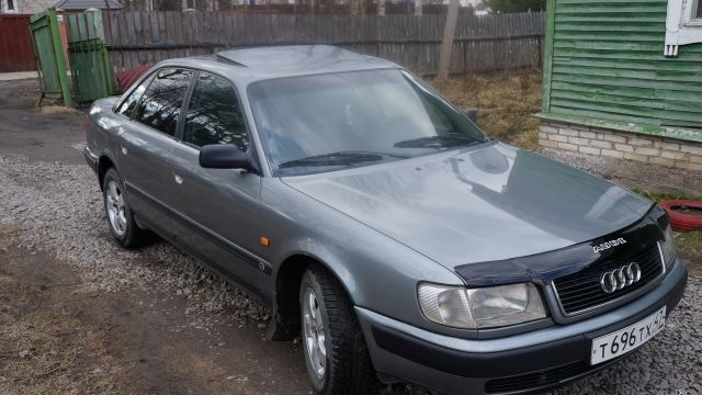 Audi 100 2.3 aar "серый"