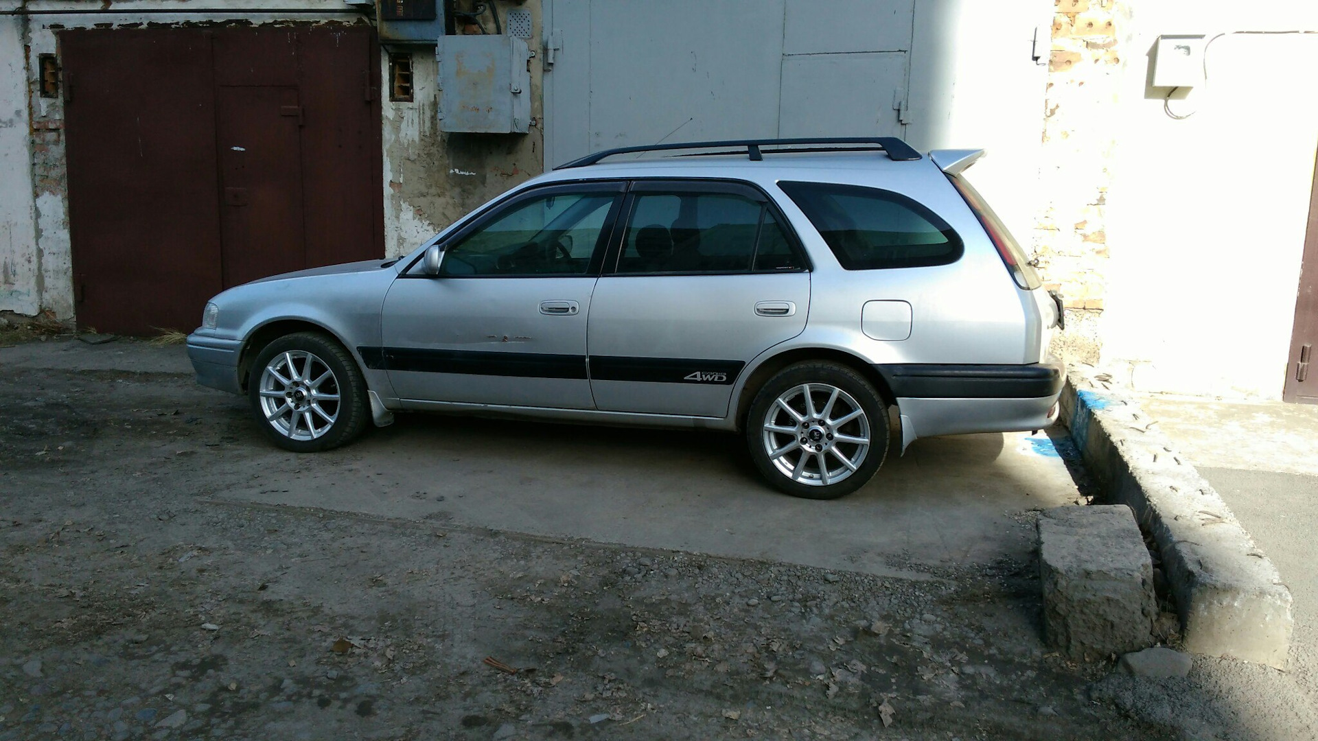 Диски кариб спринтер. Sprinter carib 111. Тойота спринтер кариб 1998. Тойота кариб 2003. Спринтер кариб 1996 стенс.