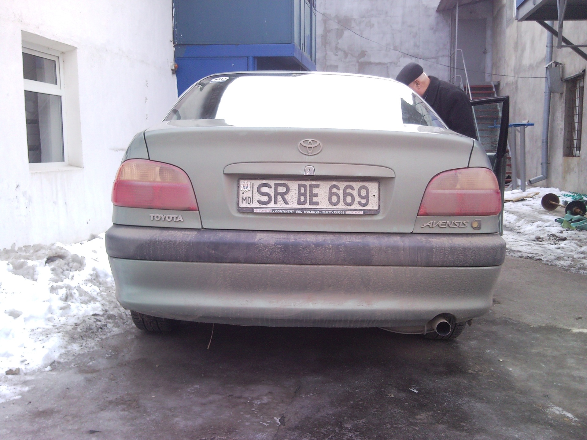 She was like this before the re-registration and styling - Toyota Avensis 18 liter 2002