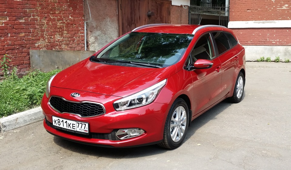 Kia Ceed SW Red