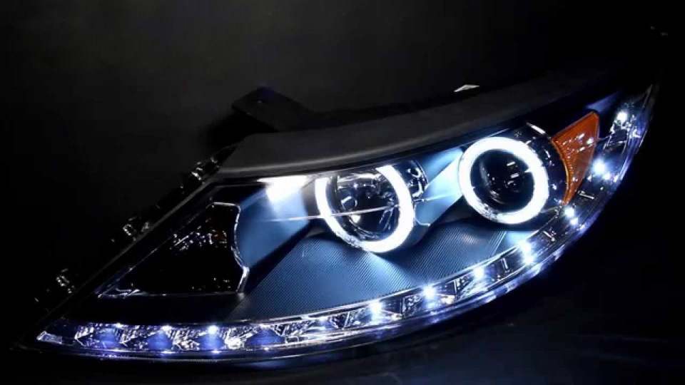Тюнинг Kia Sportage 2010 Оптика черная DRL V2 - AGS Tuning