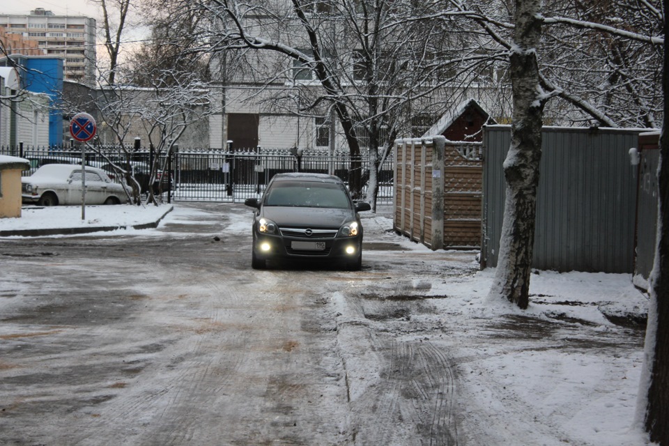 Ходовые огни на авто на опель
