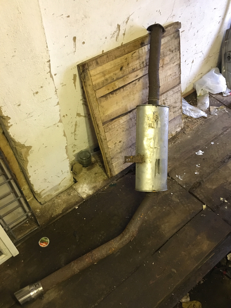 Продам Выхлоп в бок на 63 трубе, банка Walker — Lada 2115, 1,6 л, 2006 ...