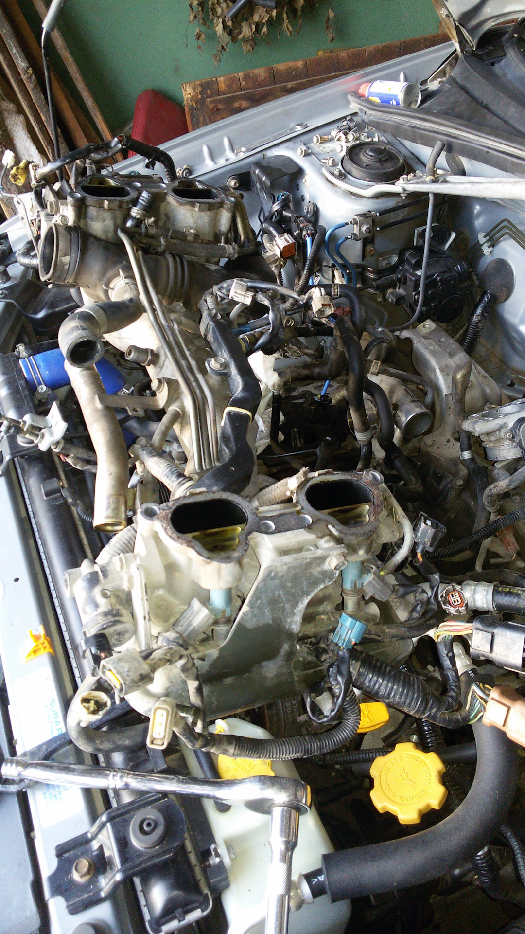 Замена комплекта ГРМ и топливных шлангов — Subaru Forester (SG), 2 л ...