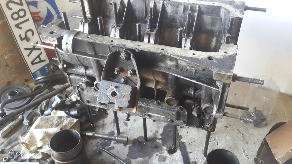 Узам в маслянной шубке — ИЖ Москвич 412