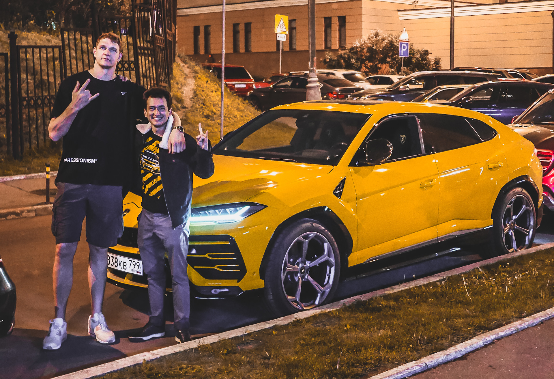 217 см Мозгов не влезает с LAMBORGHINI URUS за 22 млн. Тест 520 л.с.  GALLARDO V10! — «Спорткары» на DRIVE2