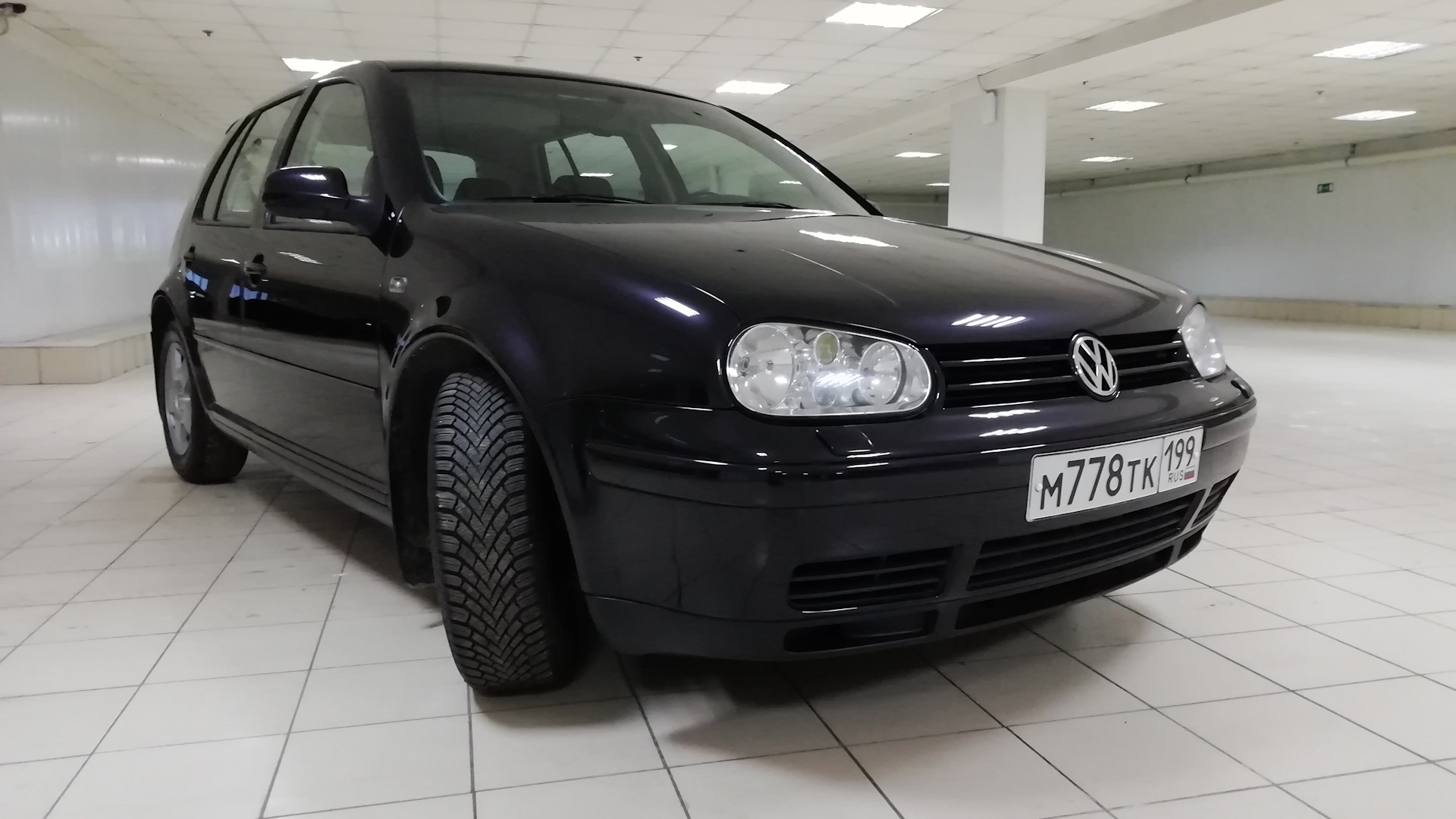 Volkswagen Golf Mk4 GTI 1.8 бензиновый 1998 | Pantherschwarz kristall на  DRIVE2