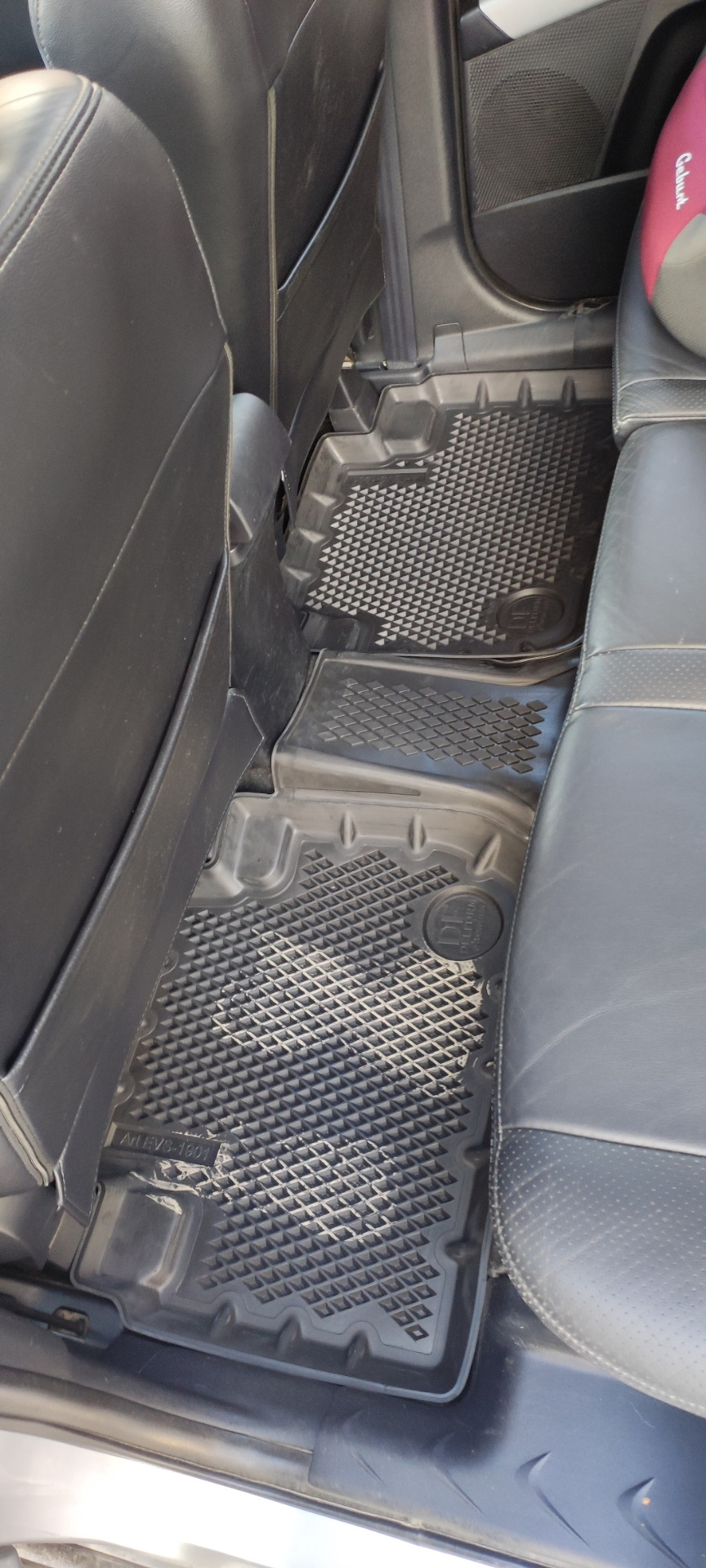 Птф, ковры, брызговики. — Mitsubishi Outlander XL, 2,4 л, 2011 года ...