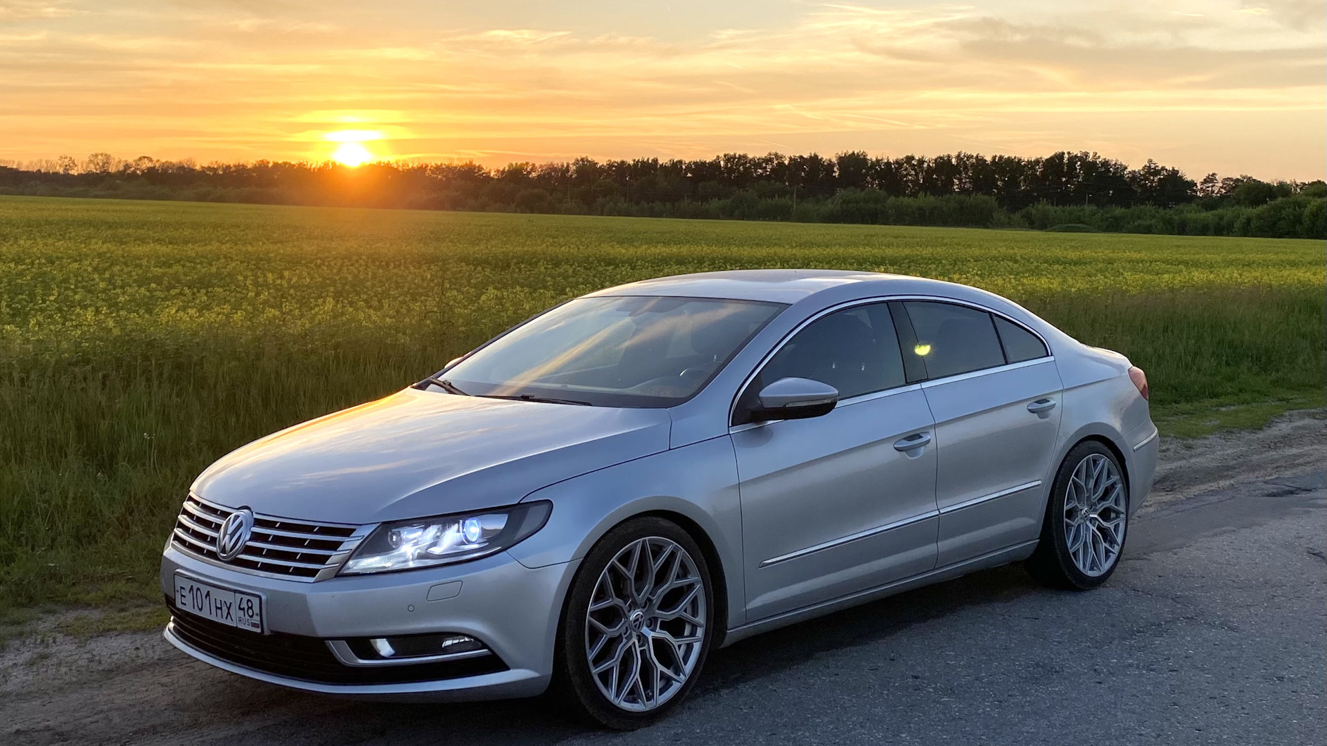 VW Passat cc Night