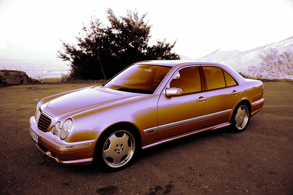 Mercedes e w210