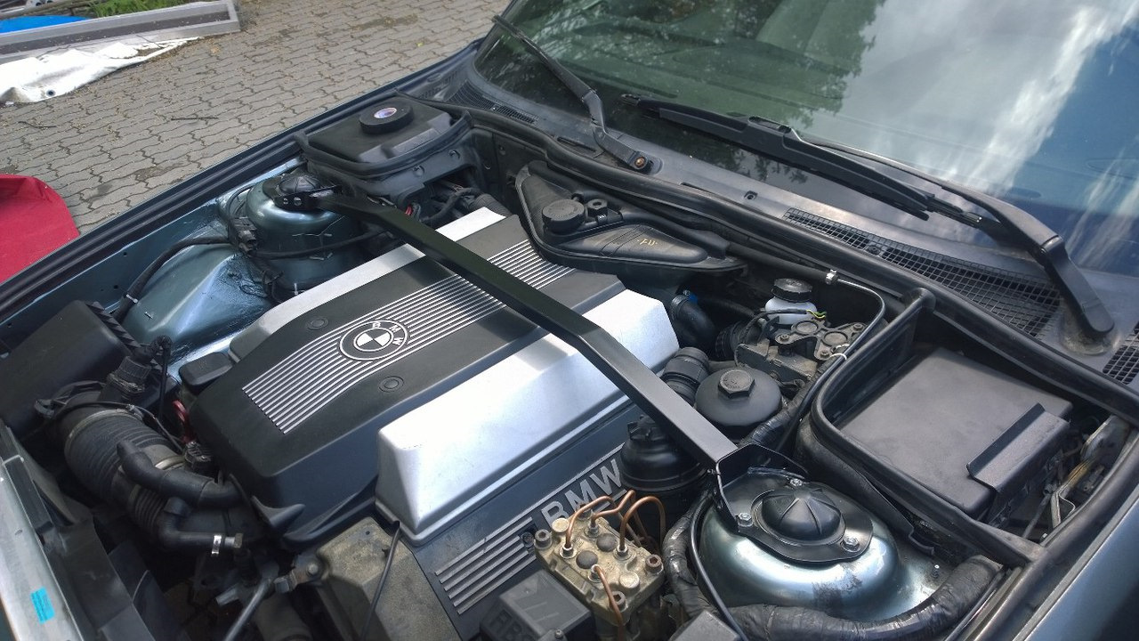 стакан бмв е39. стаканы под капотом. номерной стакан bmw x5 e53. распорки на стаканы bmw e46. заводские стаканы bmw e46.