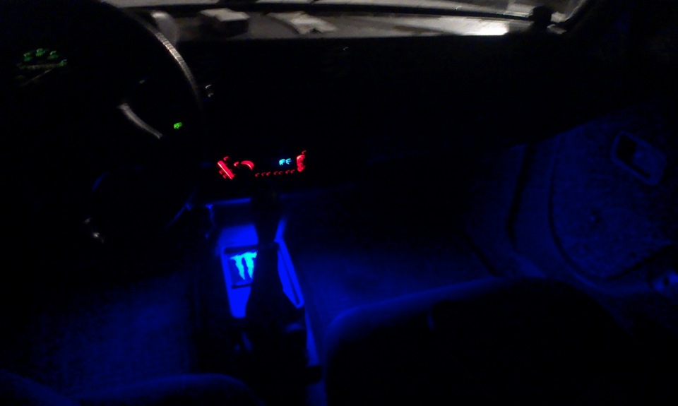 Подсветка под торпедой. — ЗАЗ 1102, 1,1 л, 1999 года | электроника | DRIVE2
