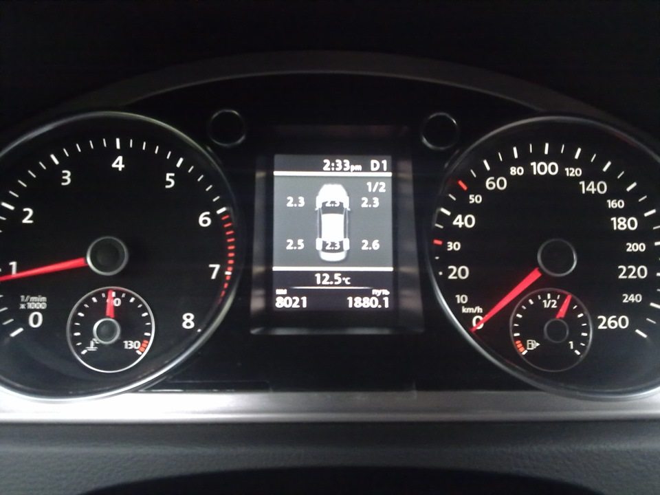 При запуске тухнет панель приборов. Приборная панель passat r36. пассат б6 подсветка приборов.