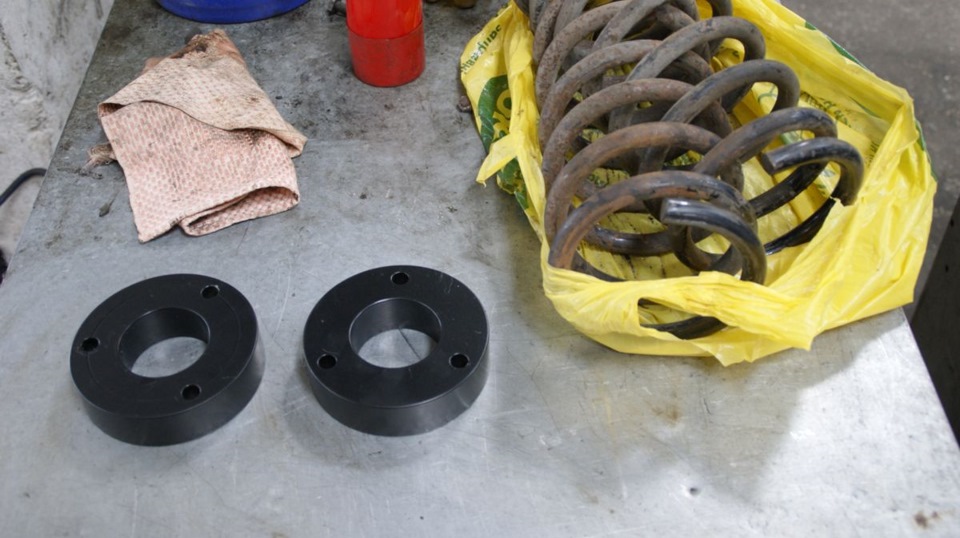 Лифт Кайрона знакомого — SsangYong Actyon (1G), 2,3 л, 2010 года ...