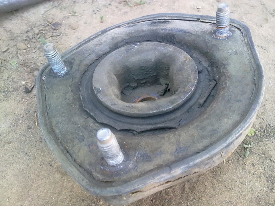 Замена стоек с Опорниками — Toyota Celica (180), 2 л, 1991 года ...