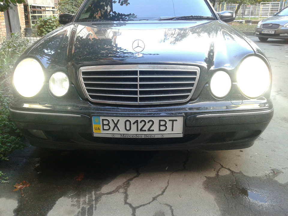 Лампочки в габариты — Mercedes-Benz E-class (W210), 2,6 л, 2001 года ...