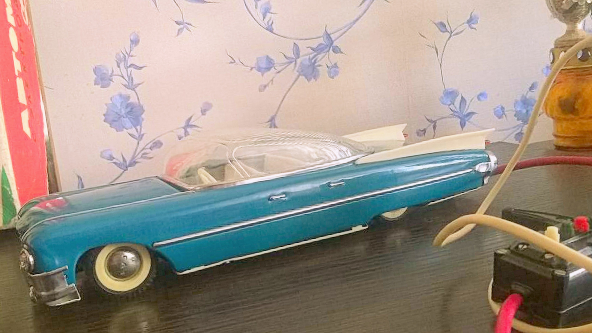 Игрушка СССР Cadillac Eldorado