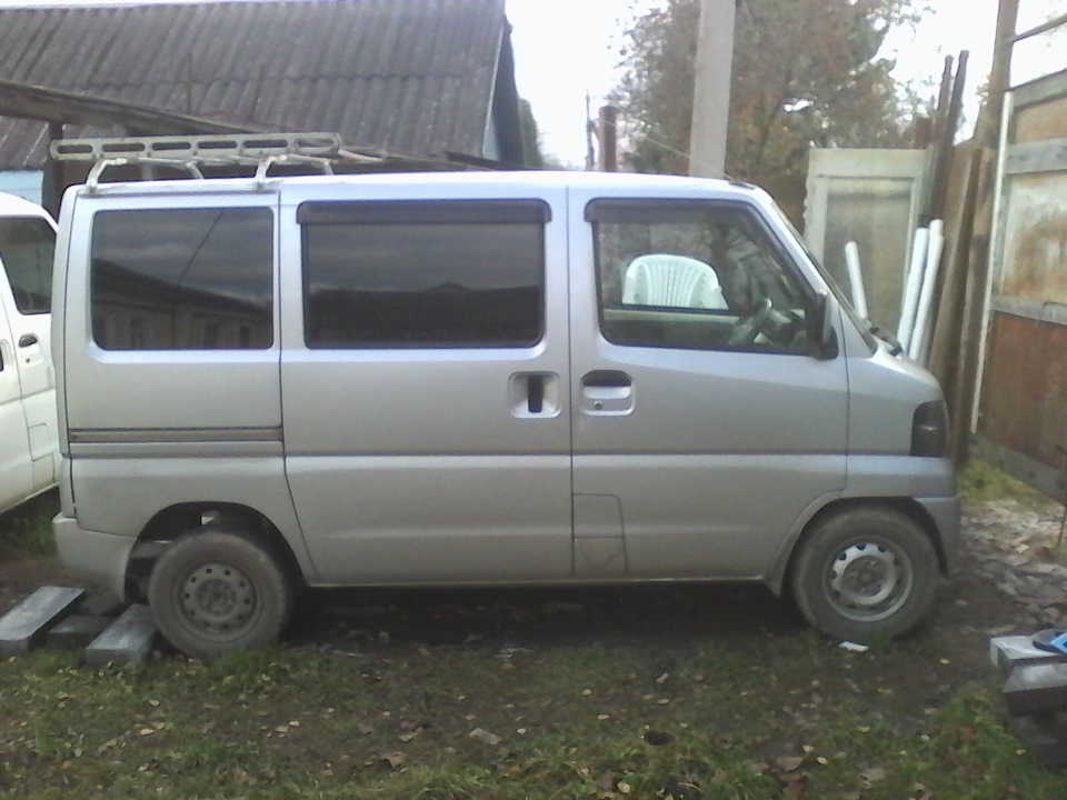 Nissan Clipper 2003