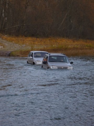 Мамбет скала на машине