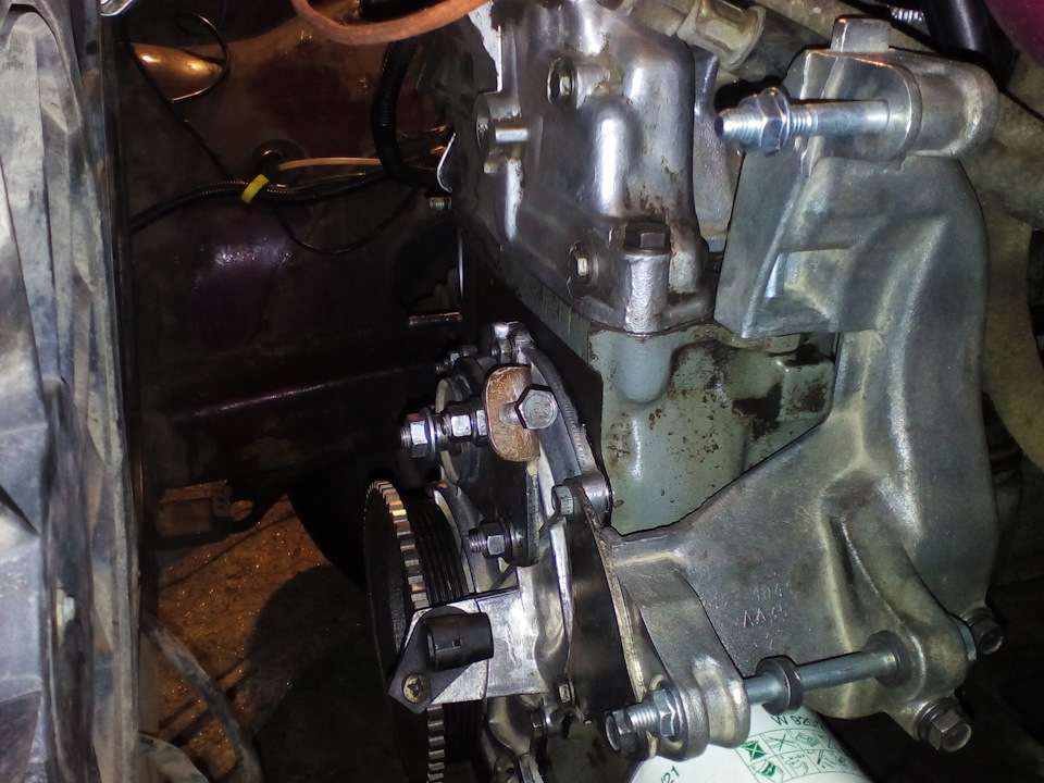 Перенос генератора наверх — Lada 4x4 3D, 1,7 л, 2002 года | тюнинг | DRIVE2