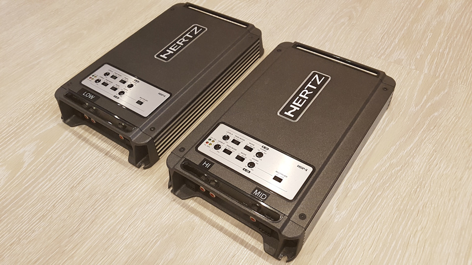 4-х канальные усилители Hertz HDP 4 D класса. — Hyundai Tiburon (GK)