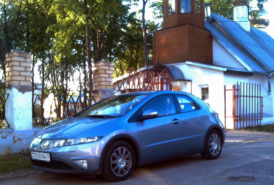 Осветил в церкви — Honda Civic 5D (8G), 1,8 л, 2007 года | другое | DRIVE2