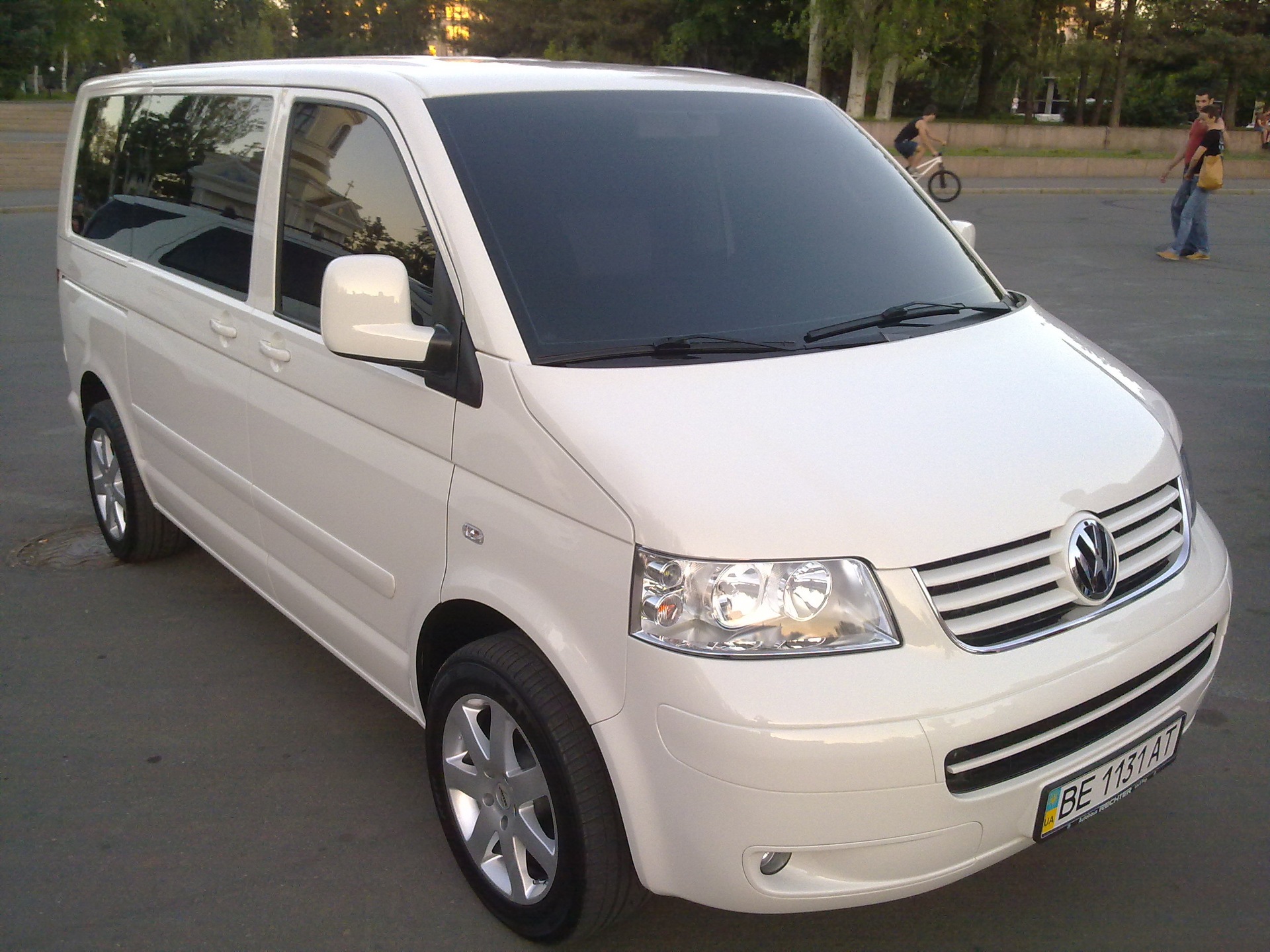 Volkswagen Caravelle t5 White