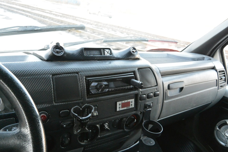 Сконструлил себе подиумы — ГАЗ Газель, 2,4 л, 2004 года | автозвук | DRIVE2