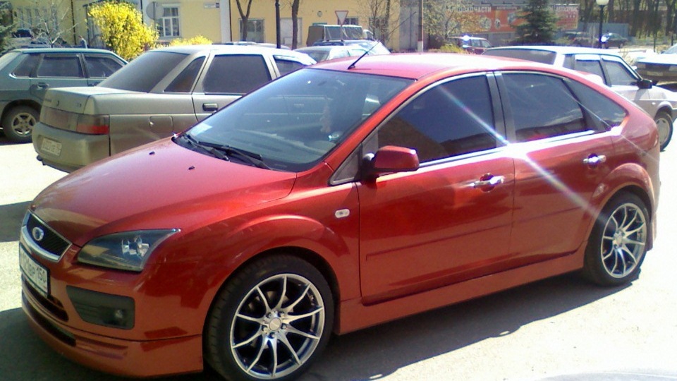 Ford Focus 2 2006 красный