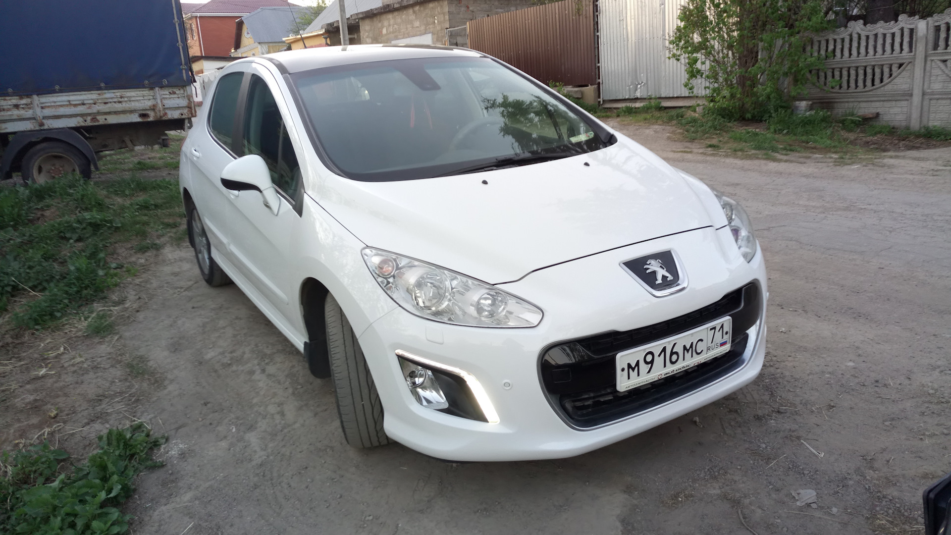 Peugeot 308 (1G) 1.6 бензиновый 2011 | Рестайлинг на DRIVE2