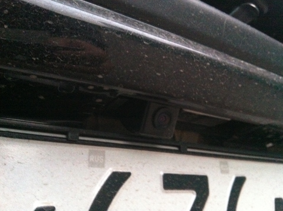 Установка камеры заднего вида — Toyota RAV4 (III), 2 л, 2010 года ...