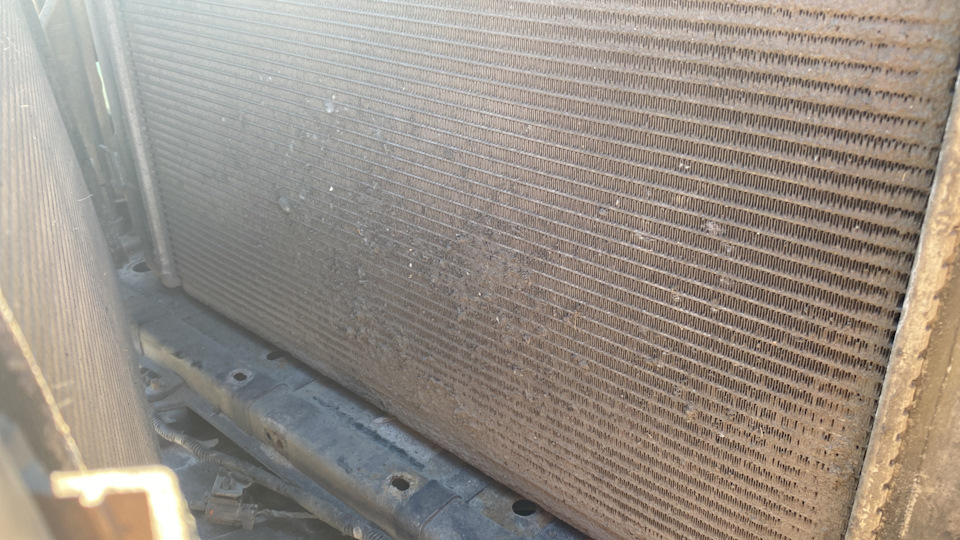 Чистка радиаторов и удаление ржавчины с усилителя бампера киа сид jd ...