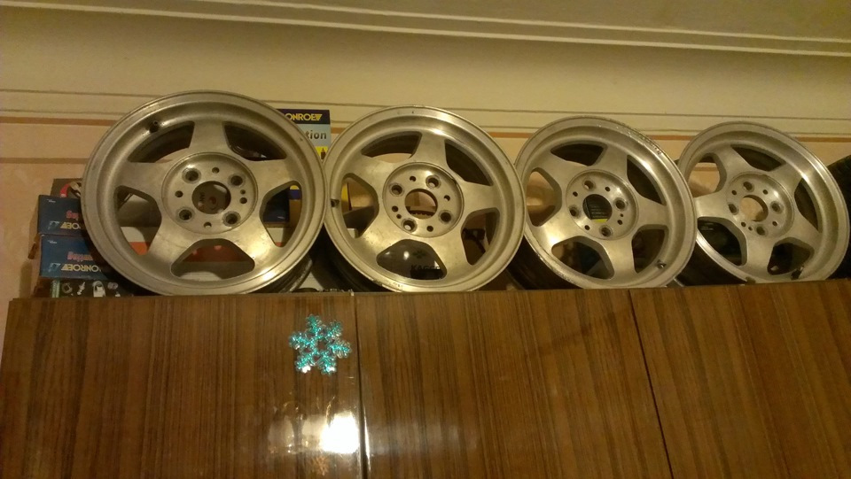 R13 4x98. ВСМПО r13 4x98 Каскад. ВСМПО звезда r13. ВСМПО Каскад r13. Диски ВСМПО r13 звезда.