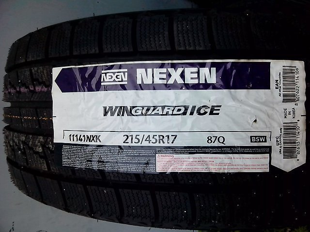 Резина зимняя NEXEN 215/45/17 — Toyota Mark II (110), 2 л, 2004 года ...