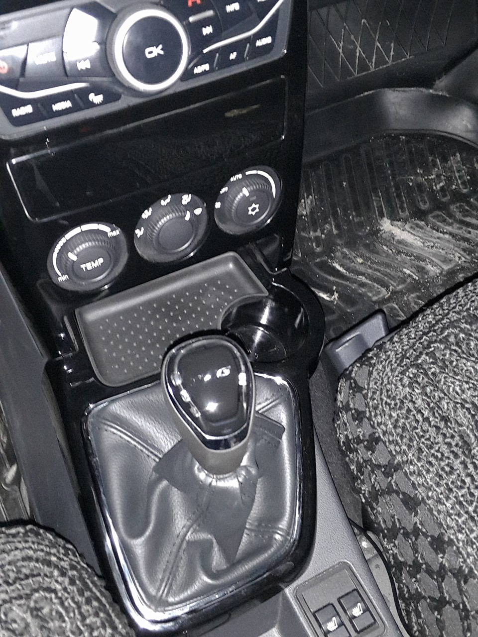 15R китайское литье, ручка кпп и прошивка ммс — Lada Приора седан, 1,6 ...