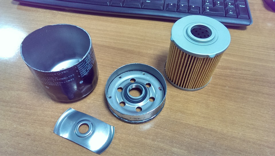 3 5 цилиндров. рвет резиновый клапан в масляном фильтре vic. масляный разобрать. масляный разобрать. масляный фильтр 412751.