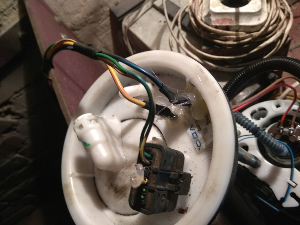 Нет контакта на бензонасос [про мондео 4] — DRIVE2