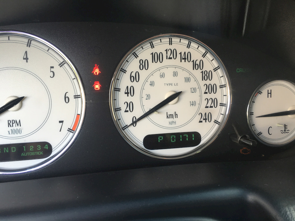 выявил ошибки самостоятельно. P0171 P0158 — Chrysler 300M, 3,5 л, 2002