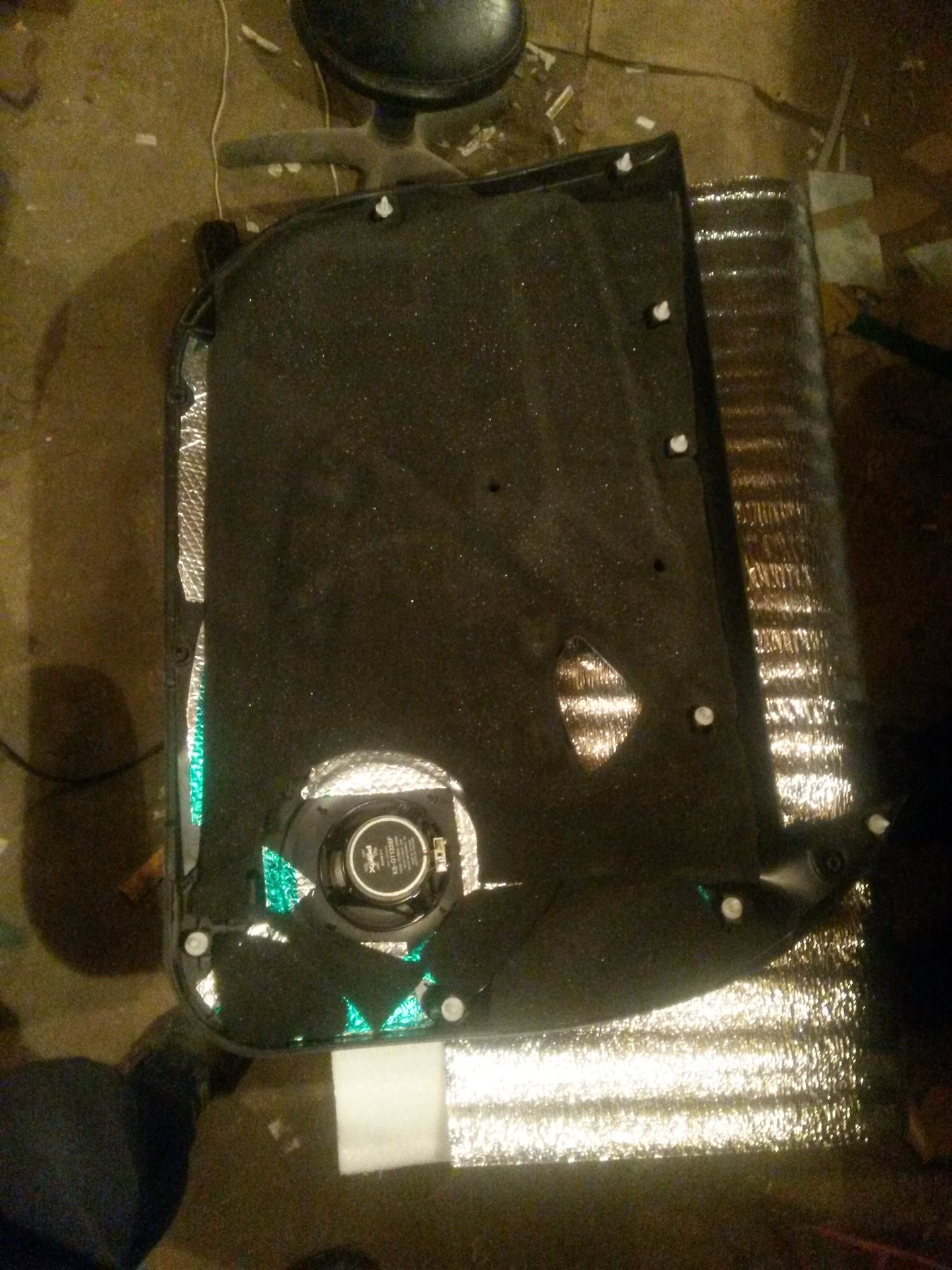 Шумоизоляция дверей — Lada Гранта, 1,6 л, 2014 года | автозвук | DRIVE2