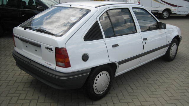 Кадет хэтчбек. Opel kadett e хэтчбек. Опель кадет e хэтчбек 1986. Опель кадет е. Opel kadett 3.