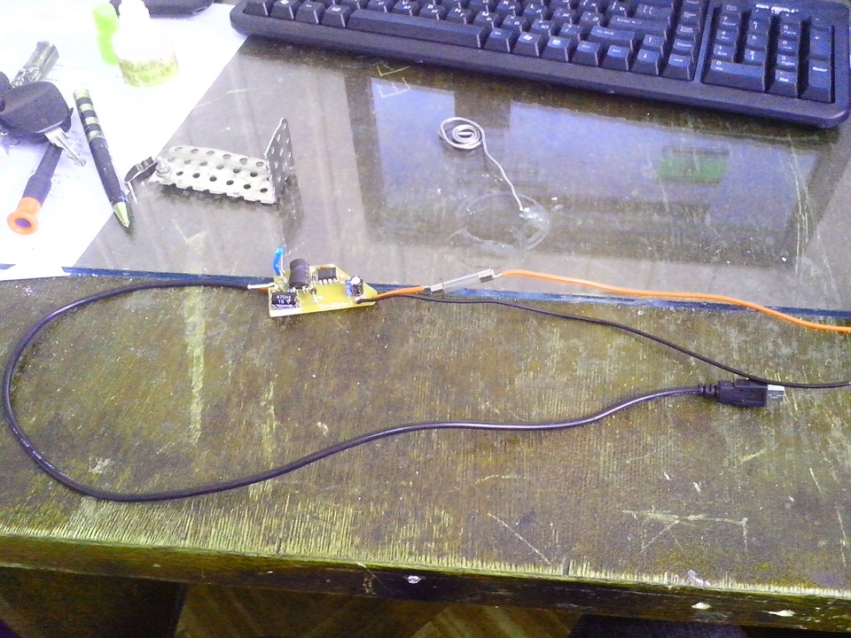 Регистратор от плафона — LADA Калина универсал, 1,4 л., 2010 года ...