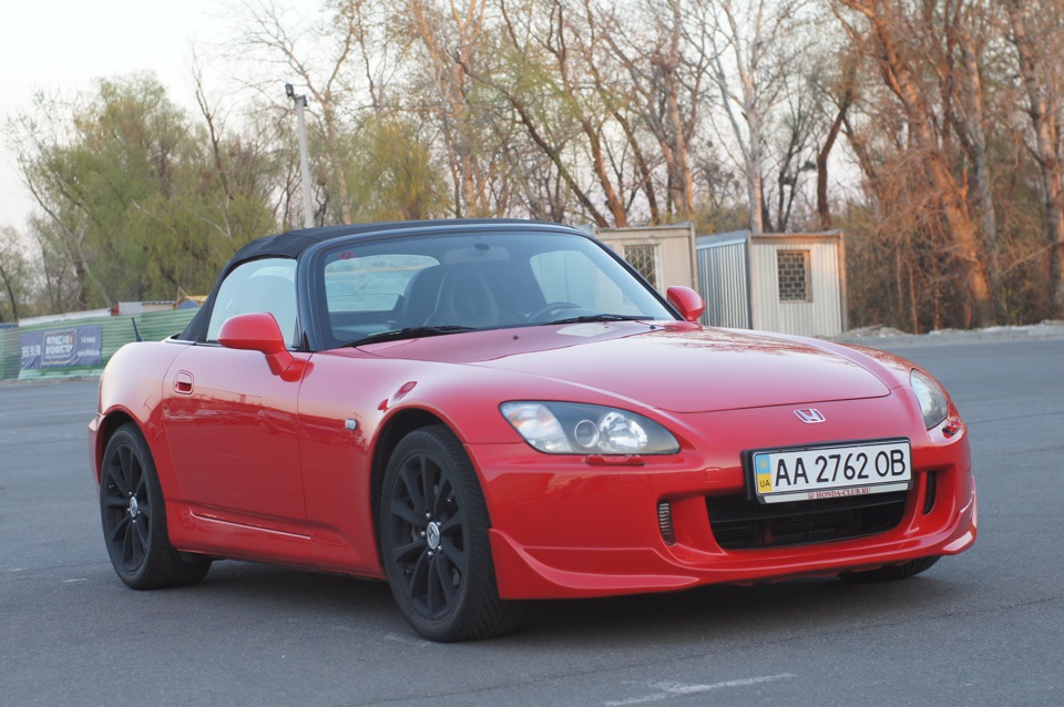 Honda s2000 Red White Wheels