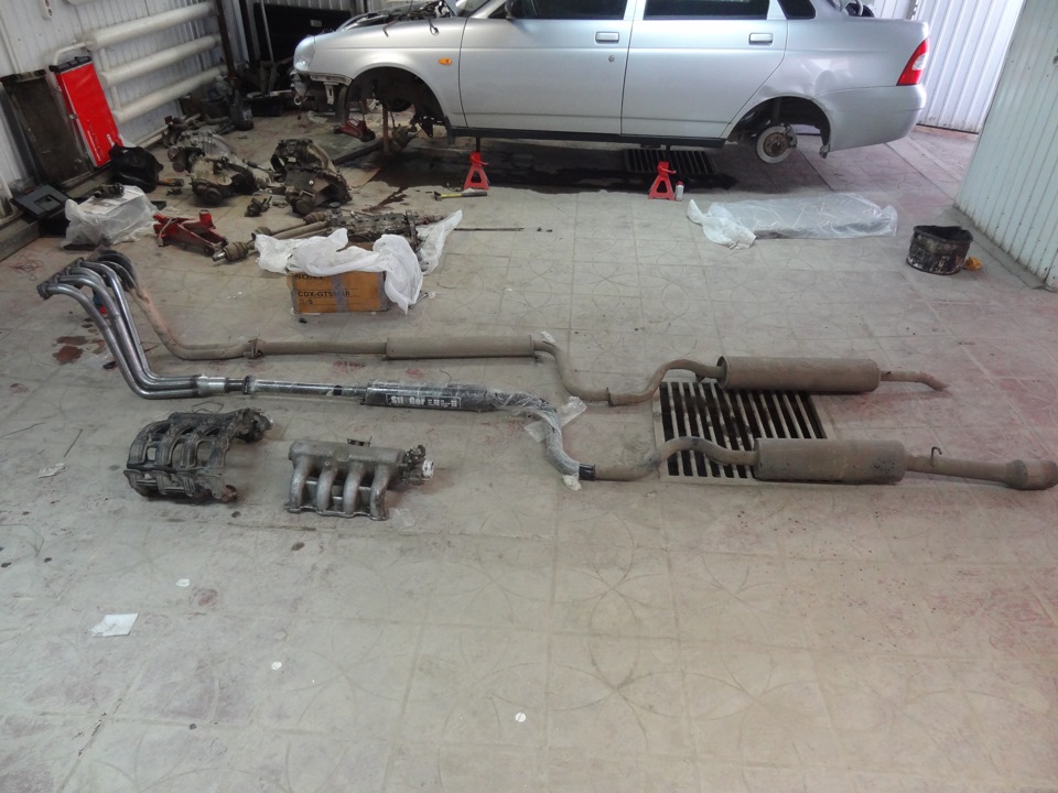 сборка автомобиля в апреле 13 года, замена КПП, ГБЦ и всей подвески ...