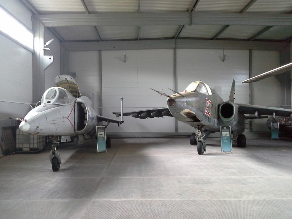 музей северной авиации. музей авиации северного флота мурманск. музей северной авиации. сафоново мурманская область музей авиации. музей северной авиации.