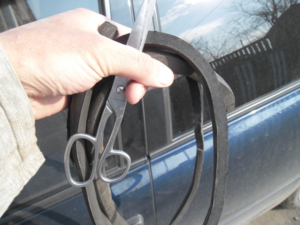 Устраняем дребезг боковых окон — Lada Гранта, 1,6 л, 2013 года | своими ...