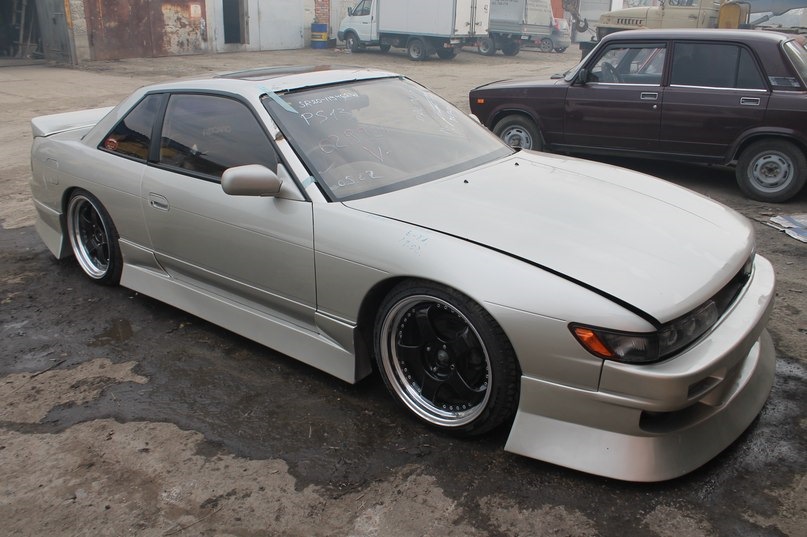 Nissan Silvia s13 седан