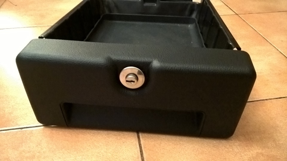 Замена замка на сейфе — Mercedes-Benz M-Class (W163), 3,2 л, 2001 года ...