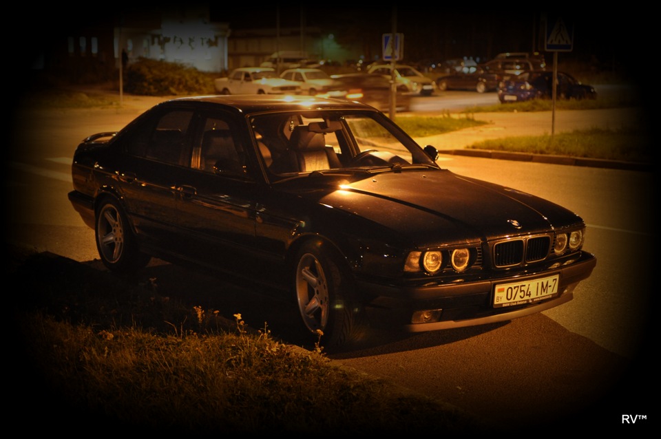 BMW 5 e34 ночь