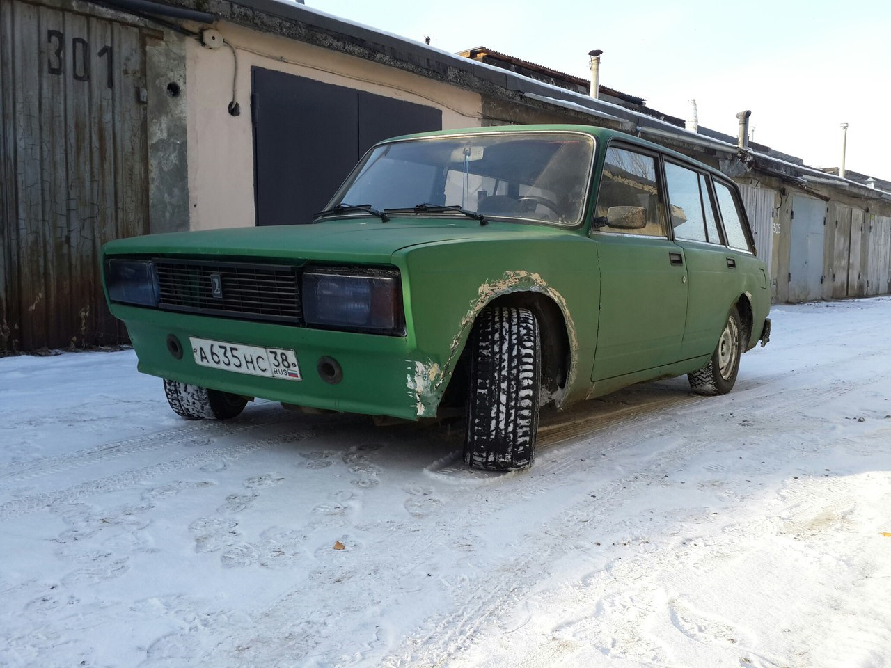 ваз 2107 без переднего бампера. ваз 2107 без бамперов. ваз без бамперов. ваз 2107 перед без бампера.