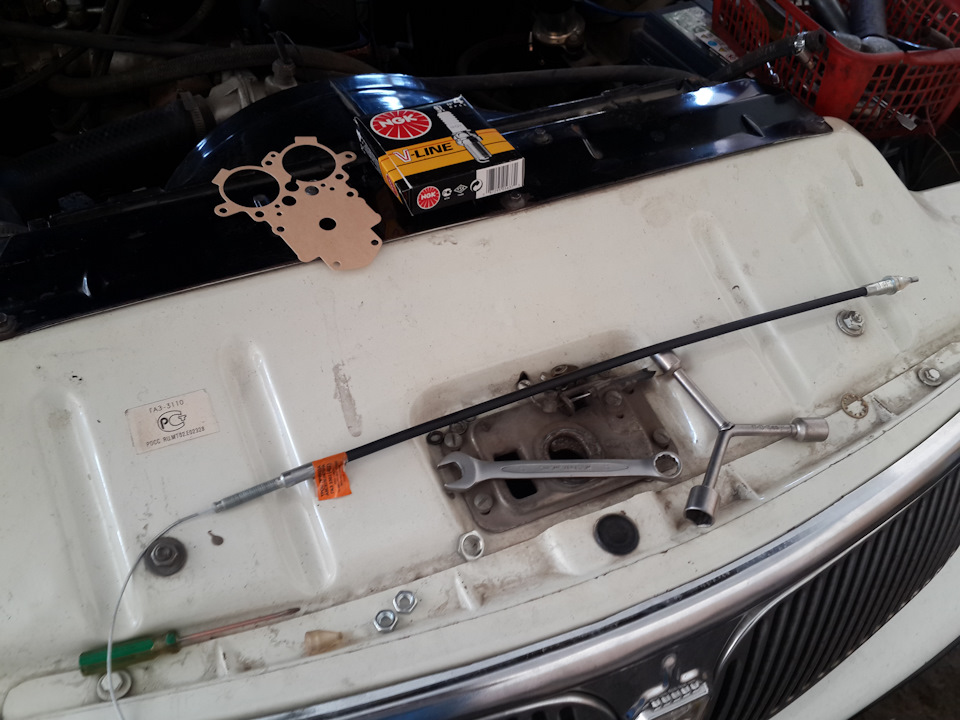 Замена масла, бензонасоса и всяко по мелочи — ГАЗ 3110, 2,4 л, 2000 ...